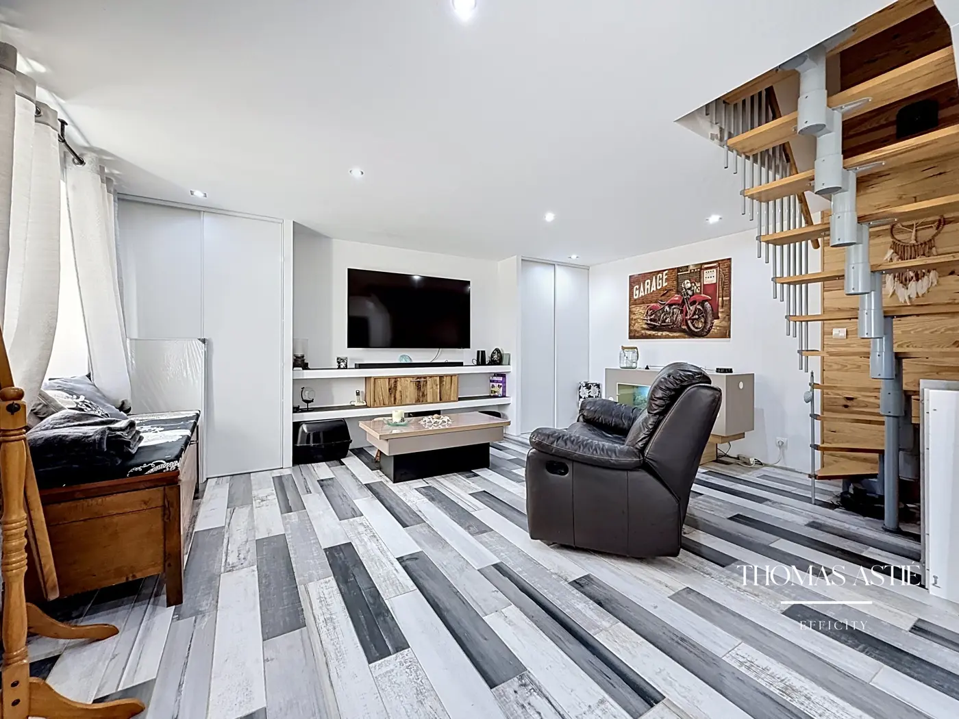 Maison 5 pièces, 101 m² à Noyant-Villages, photo 2 sur 17