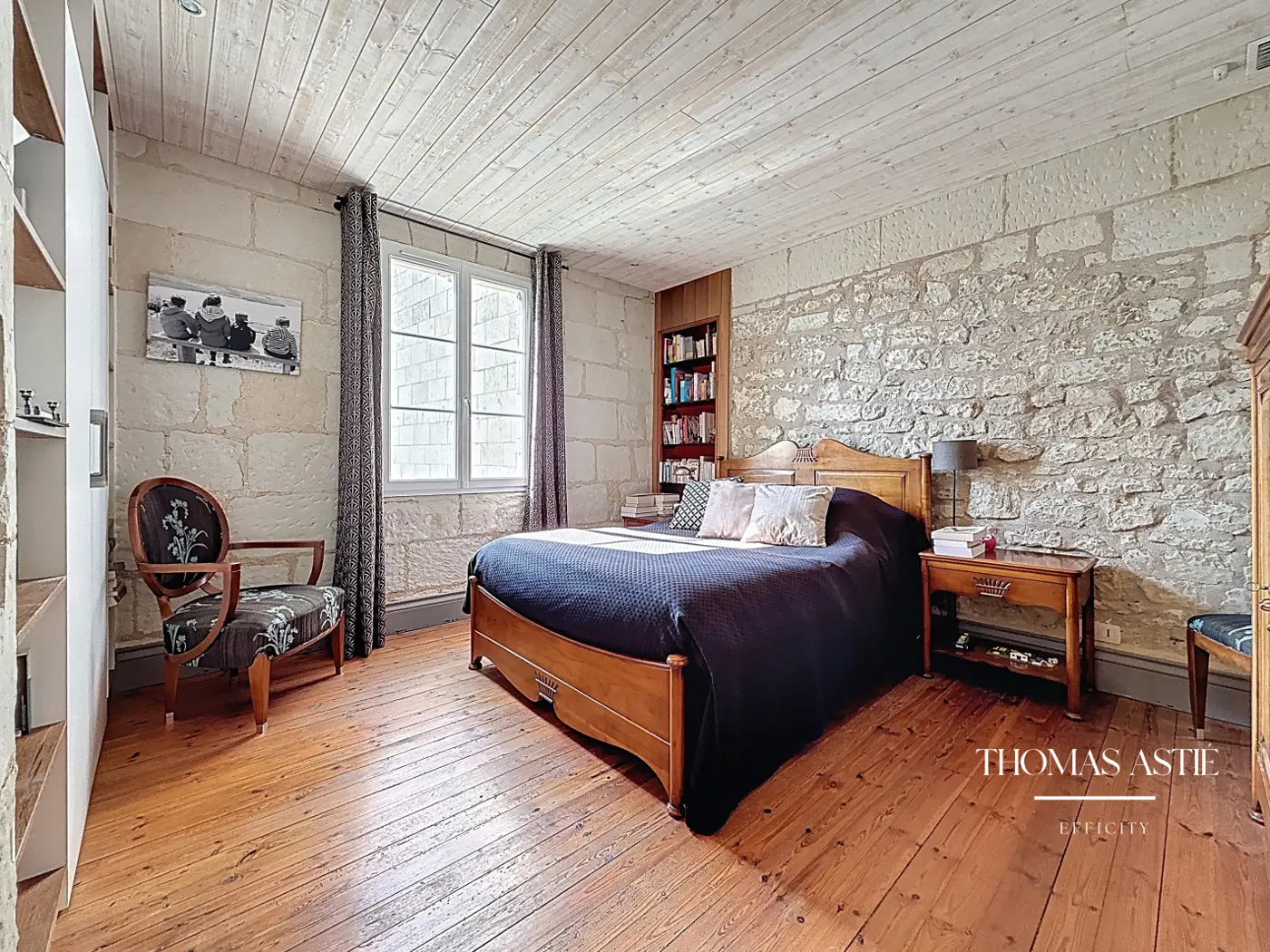 Maison 10 pièces, 340 m² à Bellevigne-les-Châteaux, photo 7 sur 22