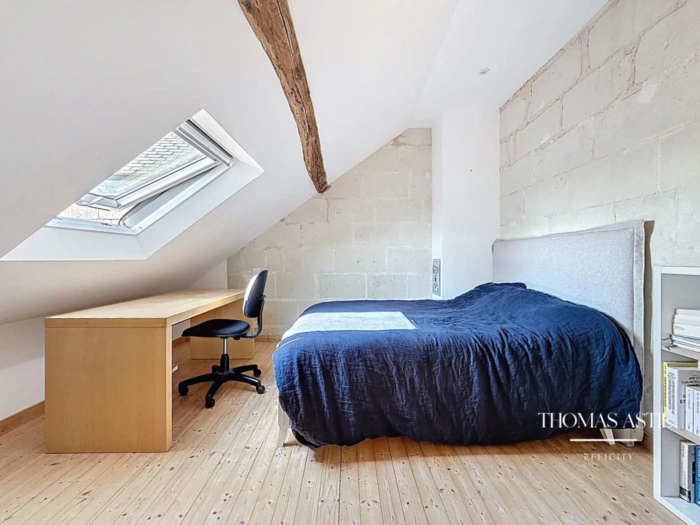 Maison 10 pièces, 340 m² à Bellevigne-les-Châteaux, photo 11 sur 22