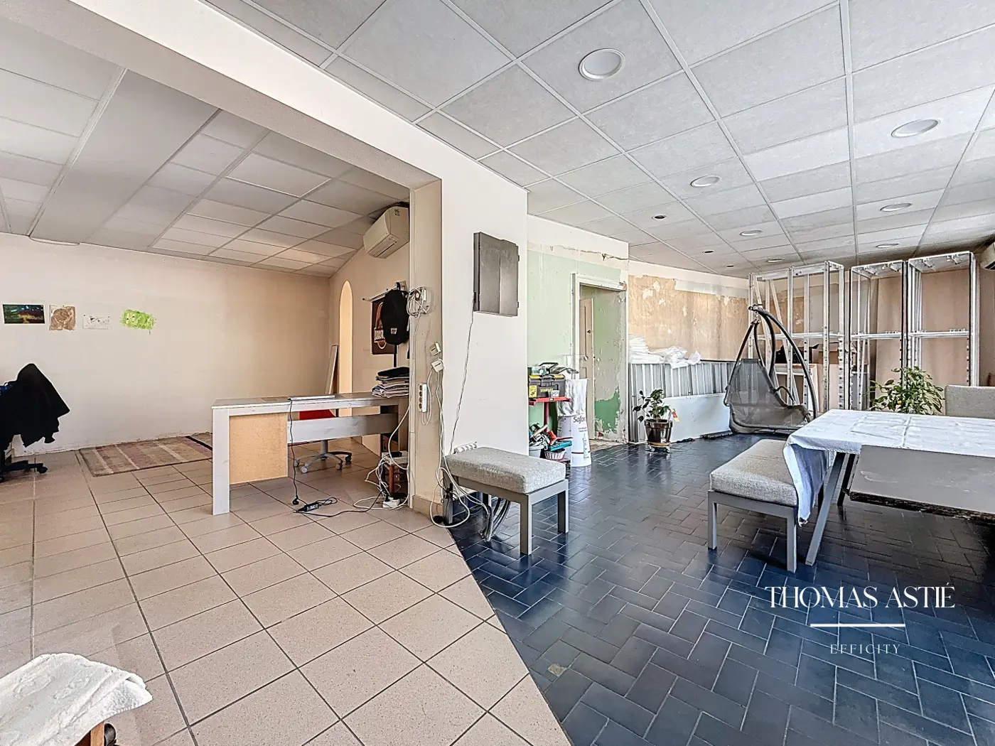 Maison 10 pièces, 340 m² à Bellevigne-les-Châteaux, photo 17 sur 22
