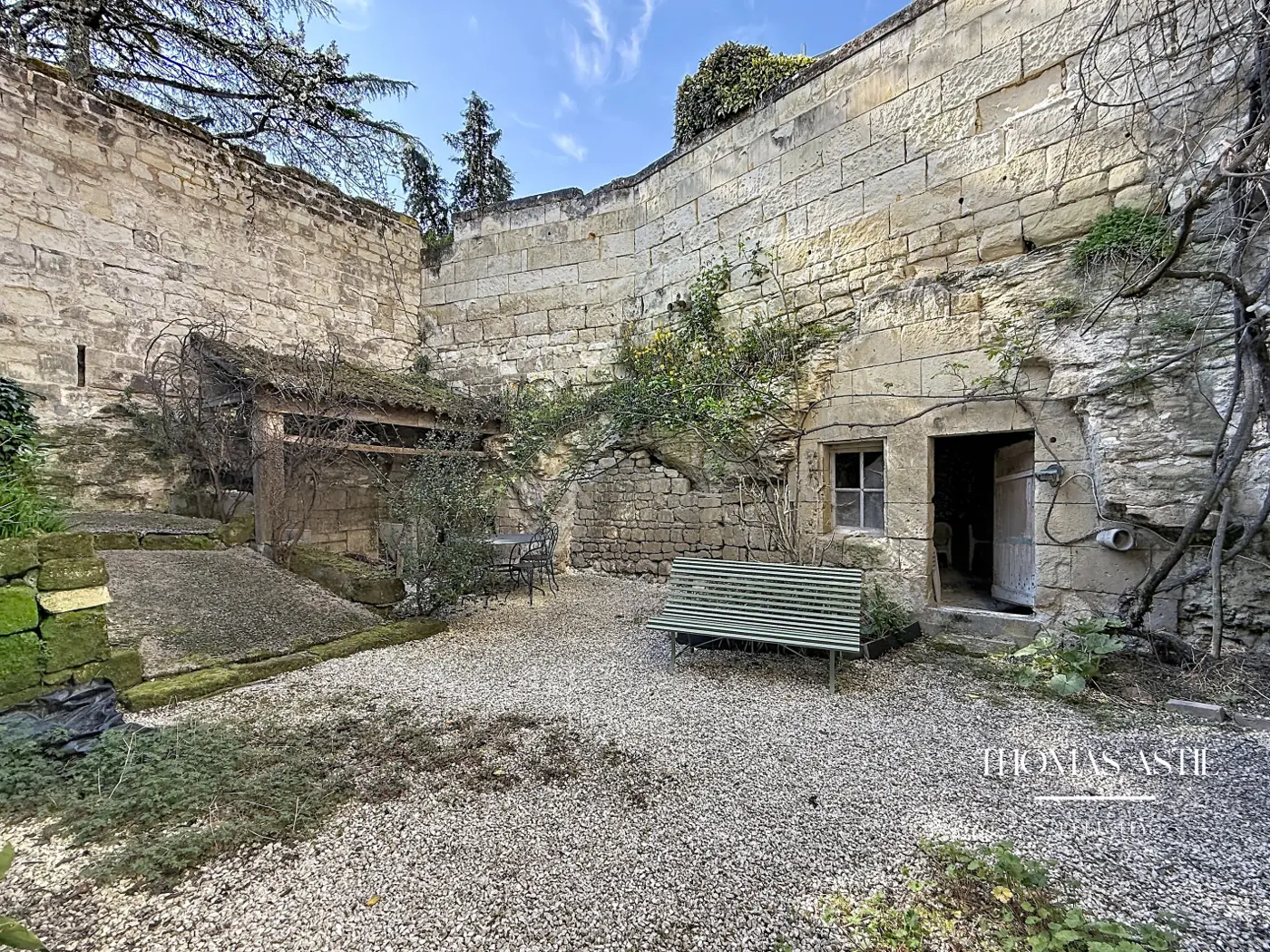 Maison 10 pièces, 340 m² à Bellevigne-les-Châteaux, photo 16 sur 22