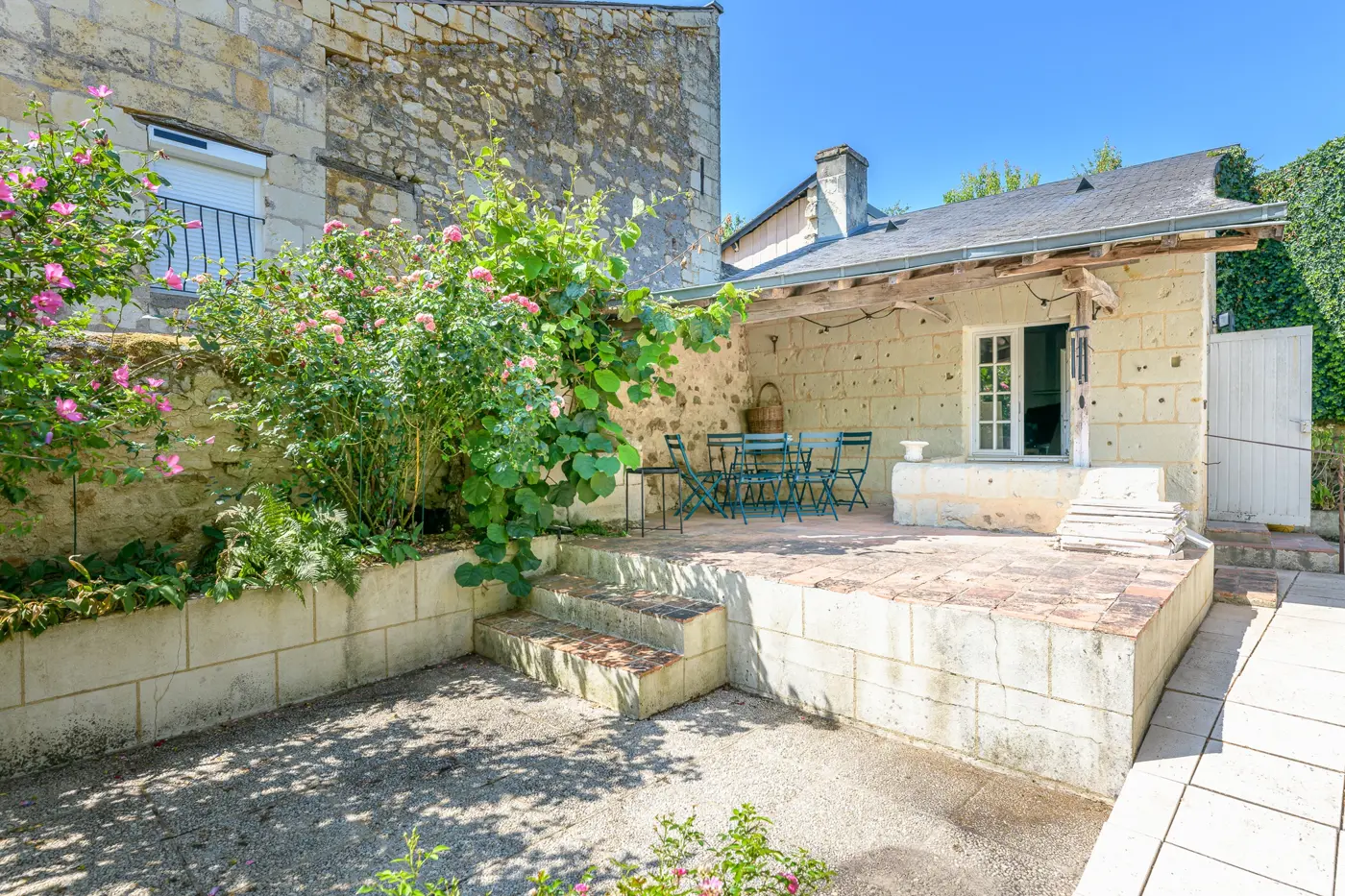 Maison 3 pièces, 120 m² à Fontevraud-l'Abbaye, photo 2 sur 20