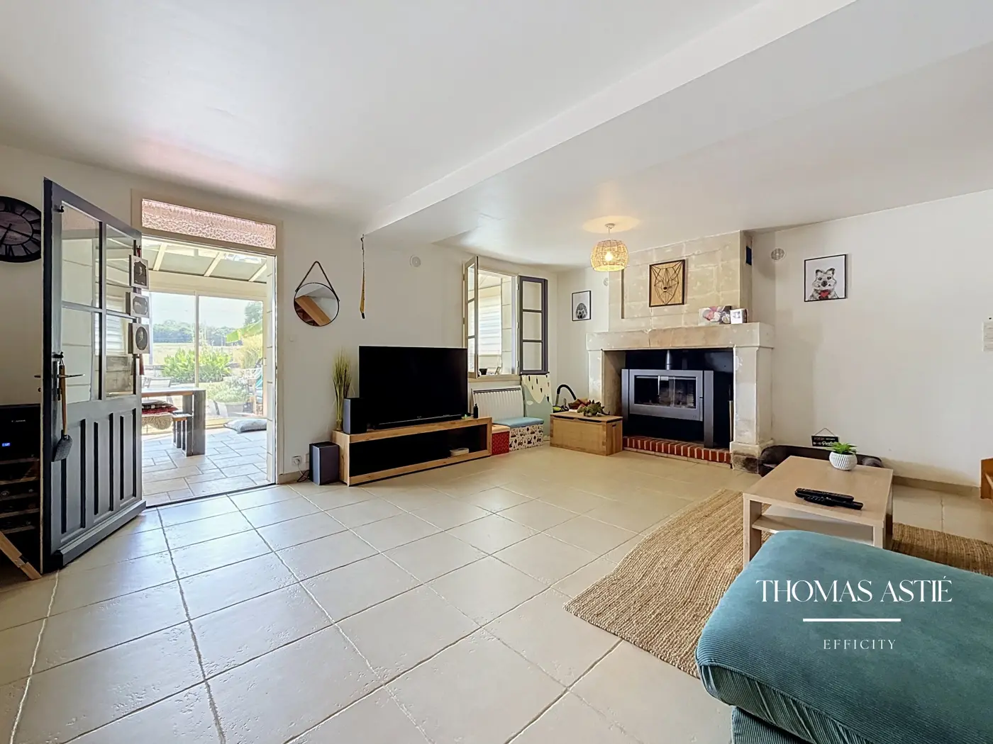 Maison 5 pièces, 140 m² à Roiffé, photo 3 sur 16