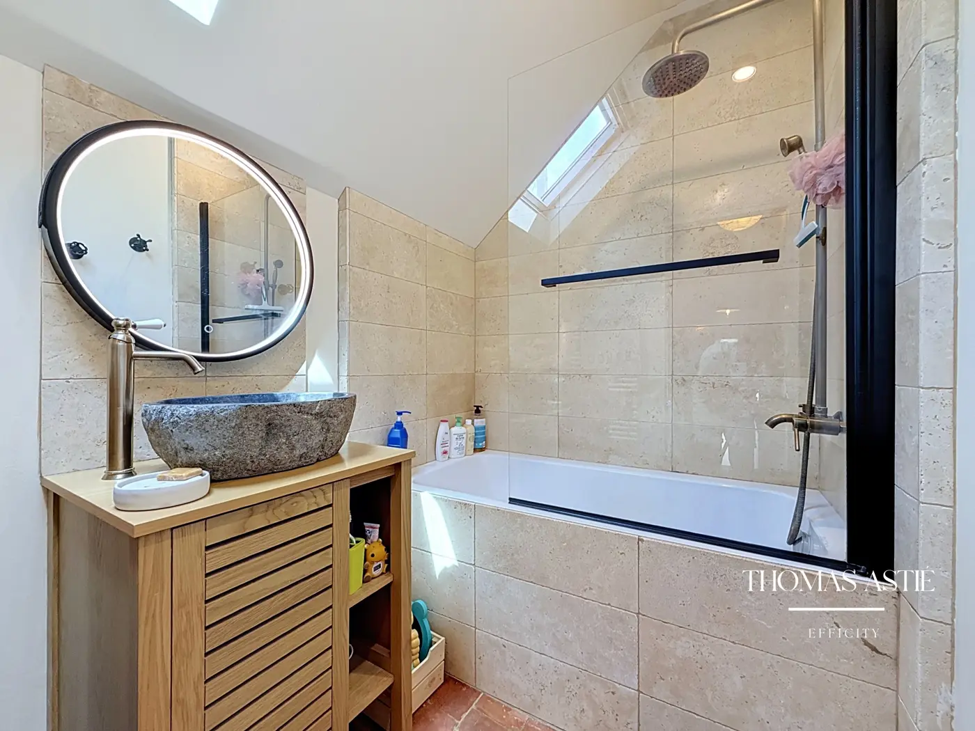 Maison 5 pièces, 140 m² à Roiffé, photo 12 sur 16
