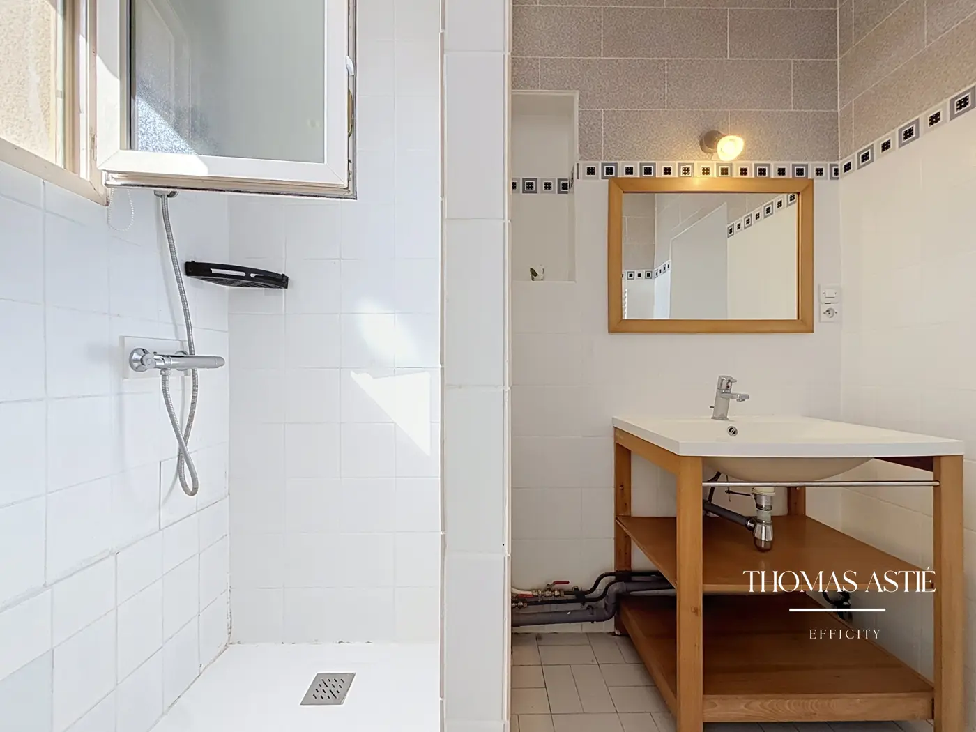 Maison 3 pièces, 60 m² à Saint-Léger-de-Montbrillais, photo 7 sur 11