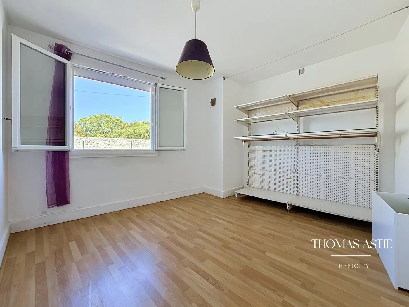 Maison 3 pièces, 60 m² à Saint-Léger-de-Montbrillais, photo 6 sur 11