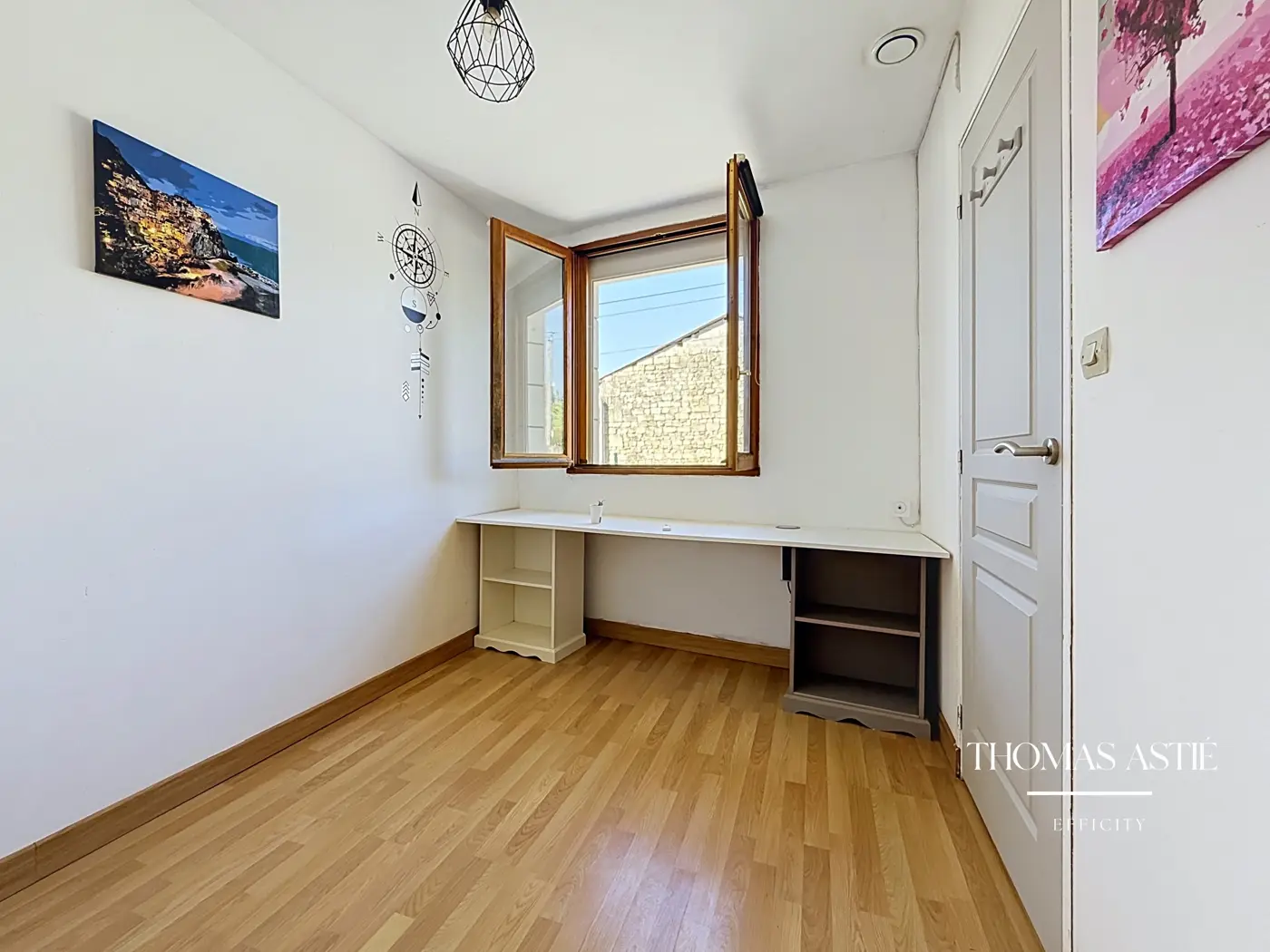 Maison 3 pièces, 60 m² à Saint-Léger-de-Montbrillais, photo 8 sur 11