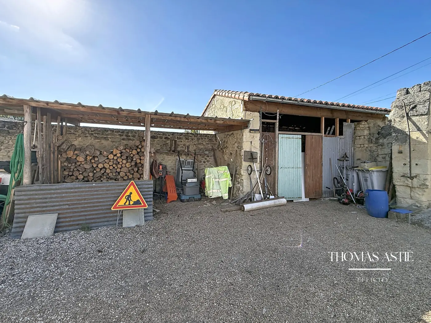 Maison 3 pièces, 60 m² à Saint-Léger-de-Montbrillais, photo 11 sur 11