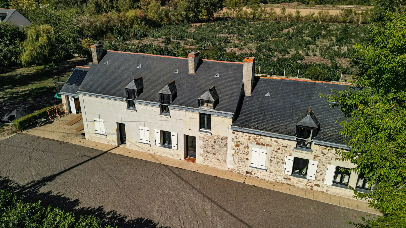 Maison 8 pièces, 226 m² à Verrie, photo 2 sur 20