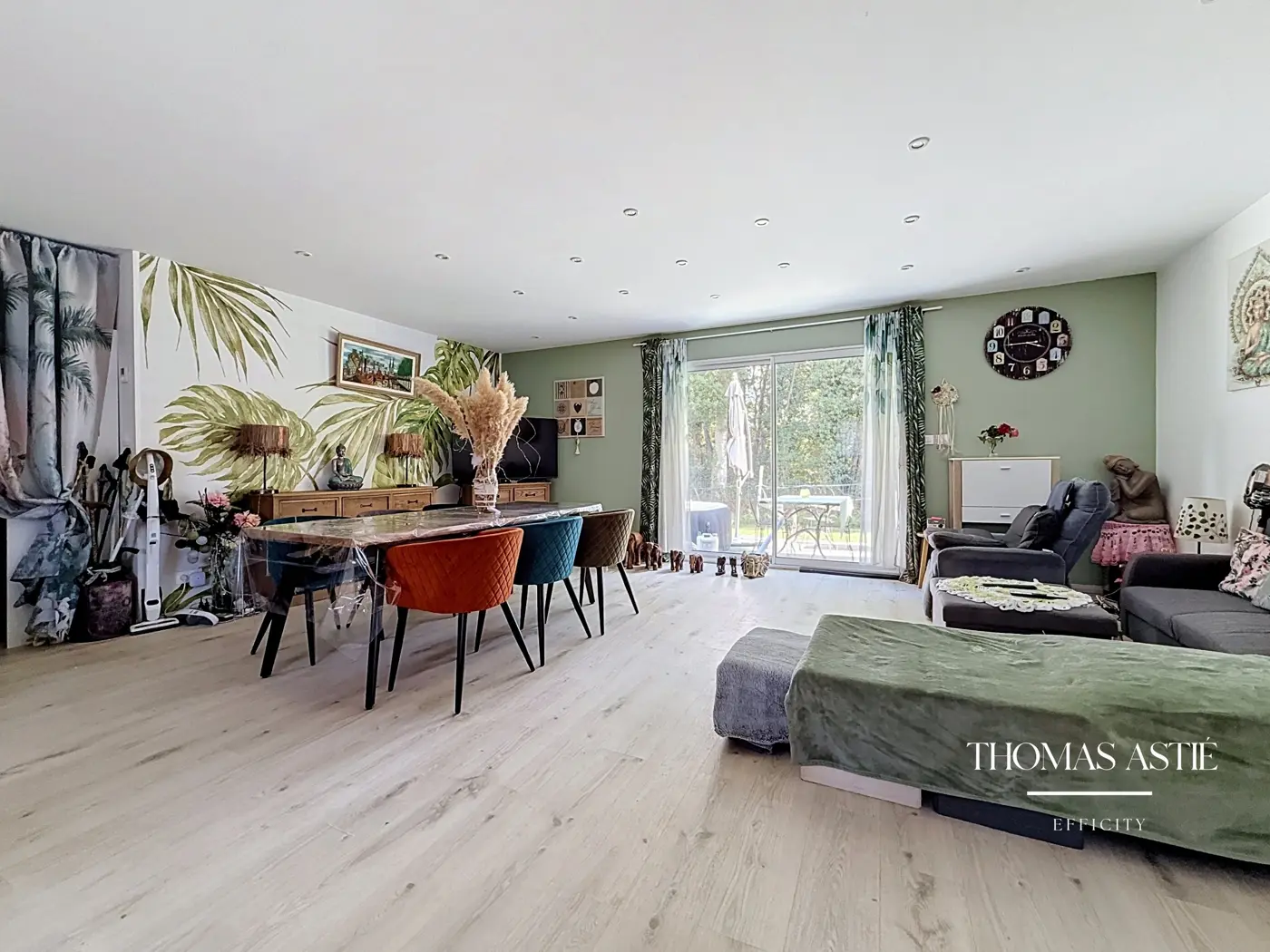 Maison 5 pièces, 121 m² à La Breille-les-Pins, photo 3 sur 17