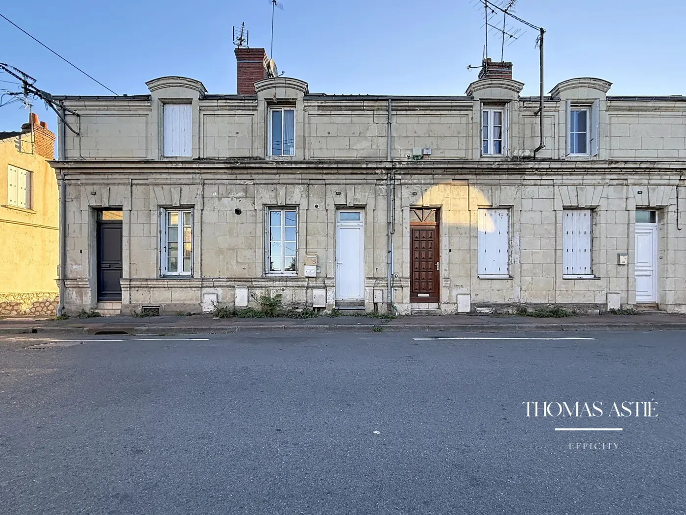 Immeuble 6 pièces, 94 m² à Saumur, photo 1 sur 14